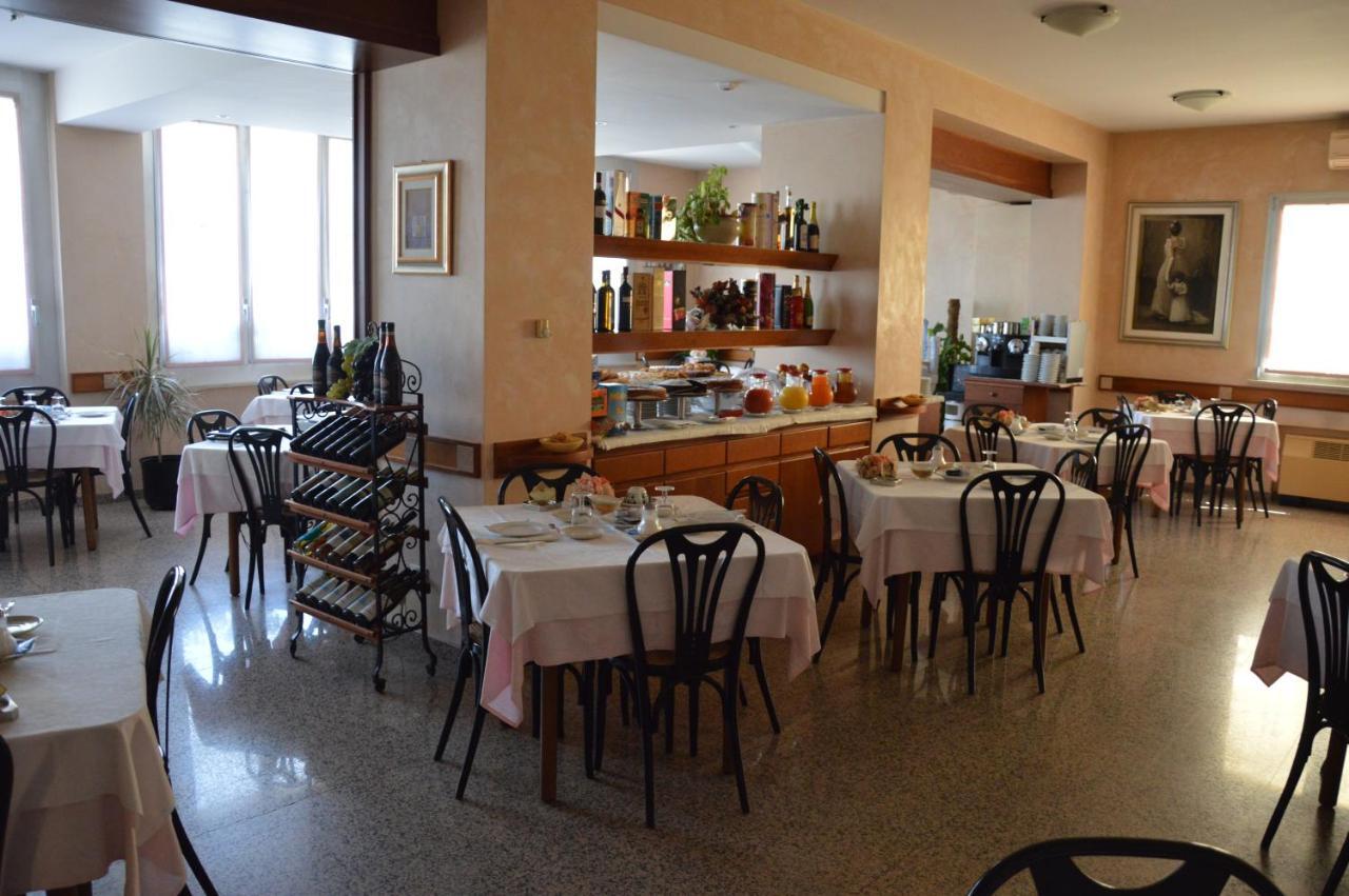 Hotel Diga Marina di Ravenna Exterior foto